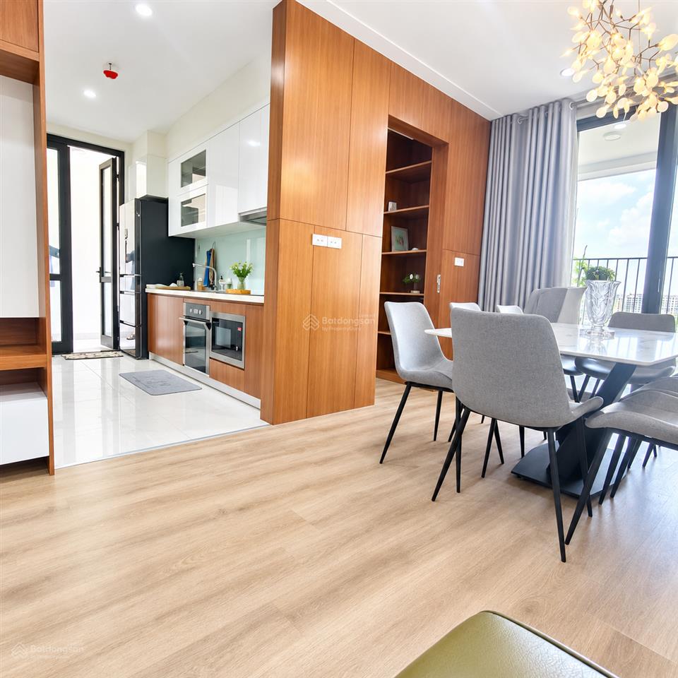 Chính chủ cho thuê căn 3 phòng ngủ full đồ đẹp chung cư northern diamond giá 14 triệu 0976 879 ***