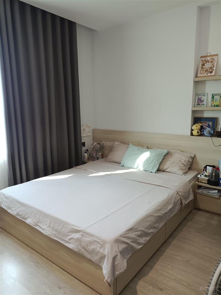 Chính chủ bán căn hộ 90m2 2 ngủ 2wc chung cư one 18 phố ngọc lâm giá hời thị trường 0976 879 ***