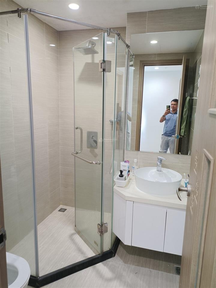 Chính chủ bán căn hộ 90m2 2 ngủ 2wc chung cư one 18 phố ngọc lâm giá hời thị trường 0976 879 ***