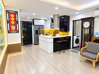 Bán căn 2 phòng ngủ 86m2 tầng đẹp, hướng đông nam mát chung cư one 18 ngọc lâm 7.4 tỷ 0976 879 ***
