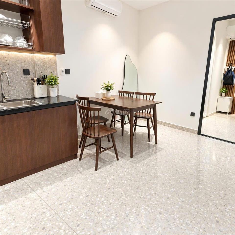 Chính chủ cho thuê chung cư mini 48m2 1 ngủ 1 khách siêu đẹp phố ngọc thụy giá 7 triệu 0976 879 ***