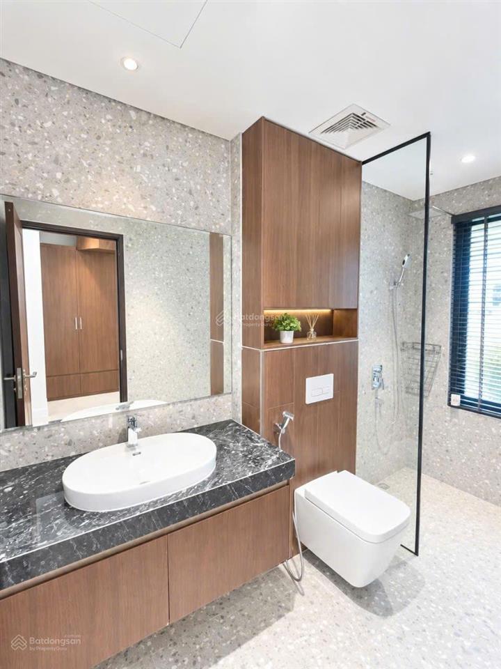 Chính chủ cho thuê chung cư mini 48m2 1 ngủ 1 khách siêu đẹp phố ngọc thụy giá 7 triệu 0976 879 ***