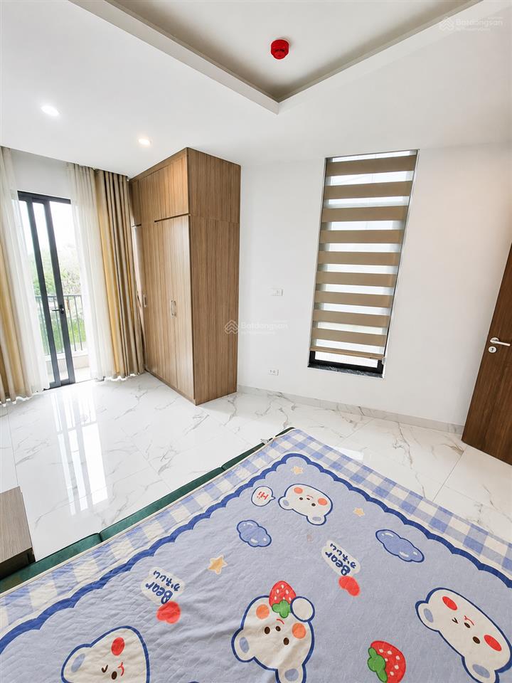 Chính chủ cho thuê căn hộ 1 ngủ 1 khách full đồ 50m2 phố nguyễn sơn,oto đỗ cửa 8 triệu, 0976 879 ***