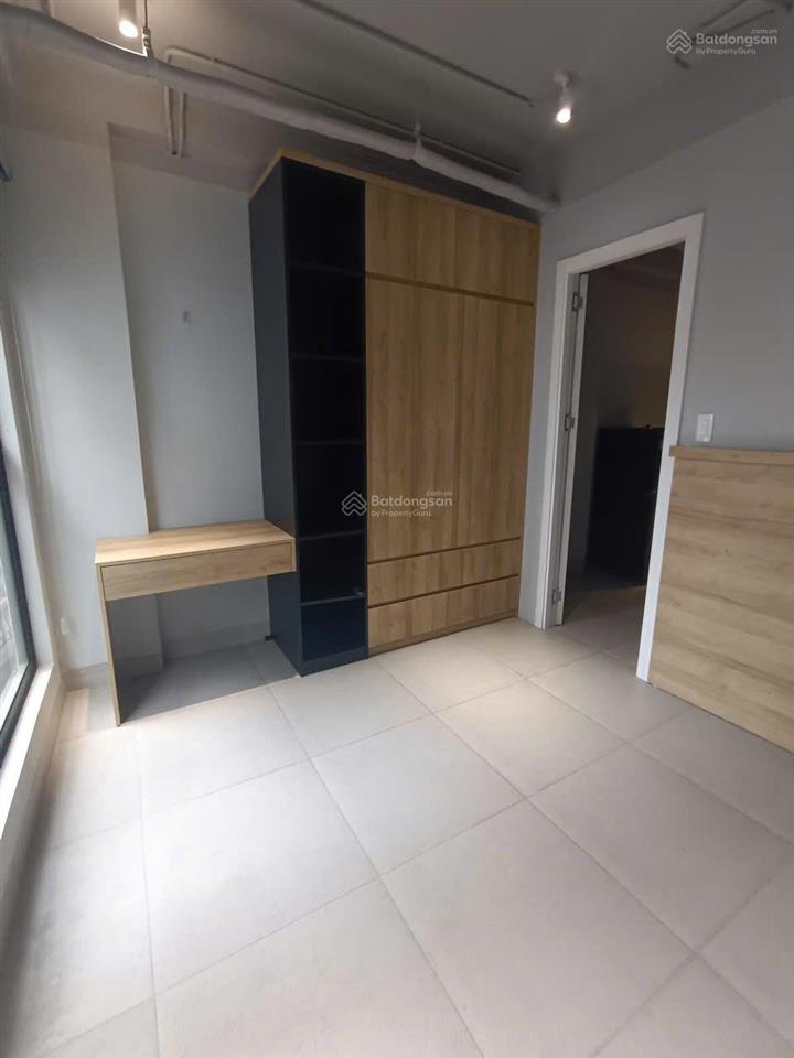 Chính chủ cho thuê căn 2 ngủ full đồ 60m2 phố tư đình giá 7,5 triệu nhận pet, oto đỗ cửa0976 879 ***