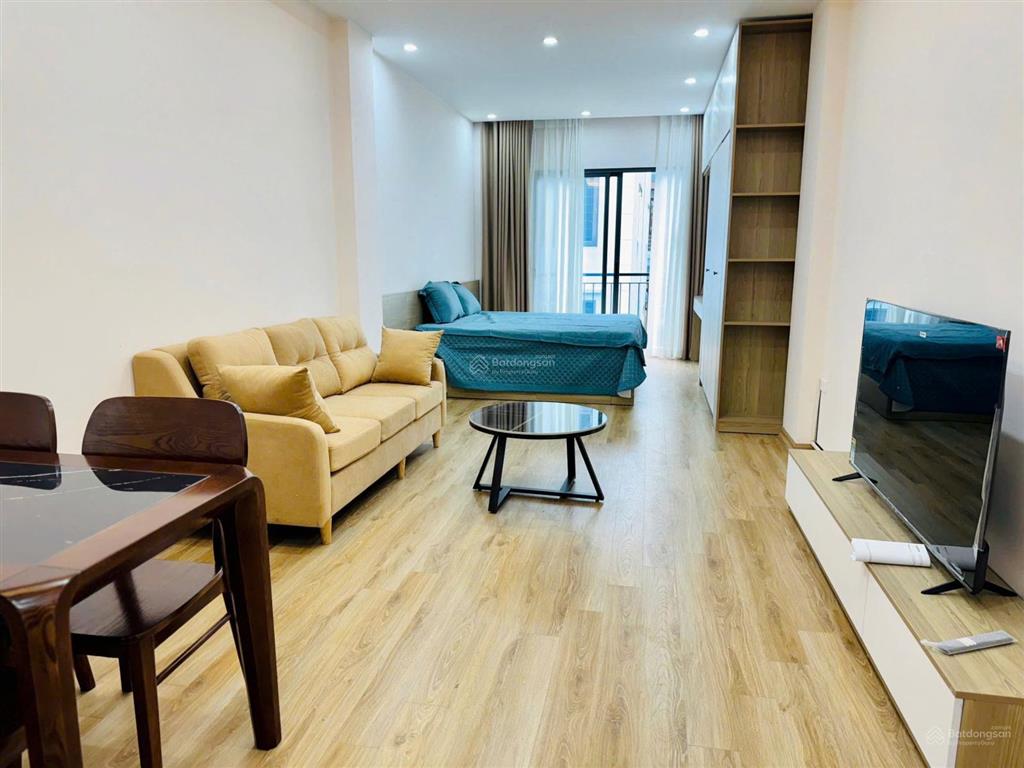 Chính chủ cho thuê căn hộ đẹp 60m2 có ban công phố hồng tiến full đồ giá 8.5 triệu  0976 879 ***