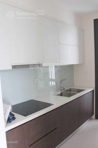 Chính chủ cho thuê chung cư 2 ngủ 95m2 đồ cơ bản chung cư northern diamond giá 10 triệu 0976 879 ***