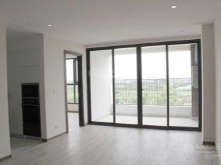 Chính chủ cho thuê chung cư 2 ngủ 95m2 đồ cơ bản chung cư northern diamond giá 10 triệu 0976 879 ***