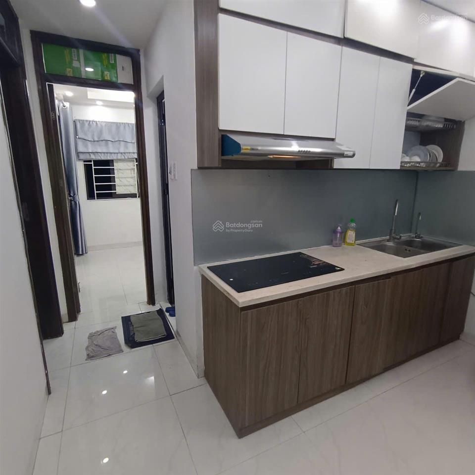Chính chủ cho thuê chung cư mini 54m2 2 ngủ 1 wc, điện nước giá dân phố ái mộ, bồ đề.  0976 879 ***