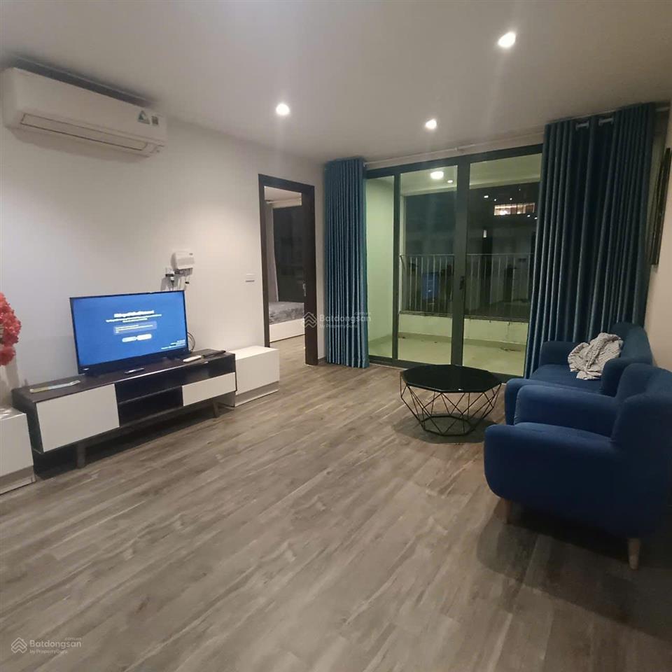 Chính chủ cho thuê căn hộ 2 ngủ 2wc 95m2 full đồ chung northern diamond giá 11 triệu  0976 879 ***