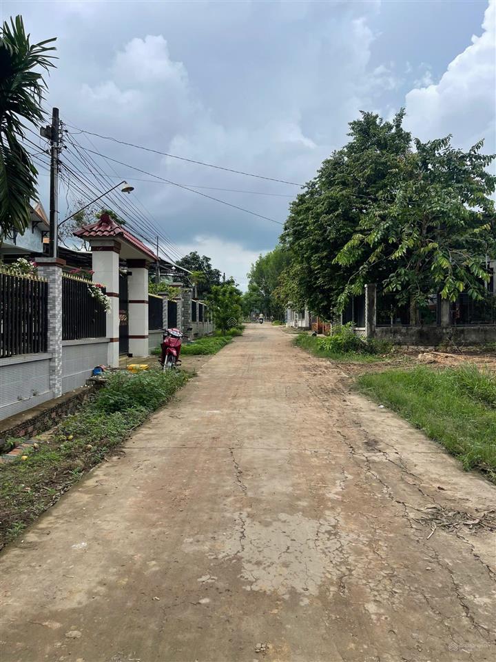 Nợ ngân hàng cần bán nhanh lô đất tại xuân tâm, gần chợ xuân đà, sổ hồng riêng