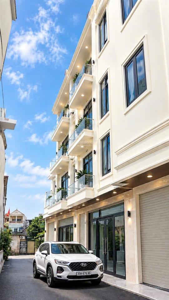 Bán nhà xã quang minh, hn dt50m2, mặt tiền 5.6m, 4.5 tầng, 3p. ngủ, ôtô đỗ cửa, ngõ thông (5.x tỷ)