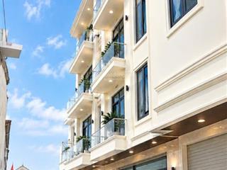 Bán nhà xã quang minh, hn dt50m2, mặt tiền 5.6m, 4.5 tầng, 3p. ngủ, ôtô đỗ cửa, ngõ thông (5.x tỷ)