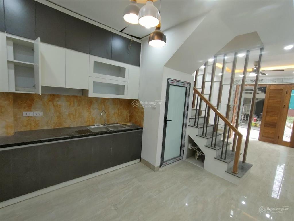 Bán nhà 3 tầng, 3 phòng ngủ, full nội thất  tt quang minh, mê linh, hà nội (3.8 tỷ)