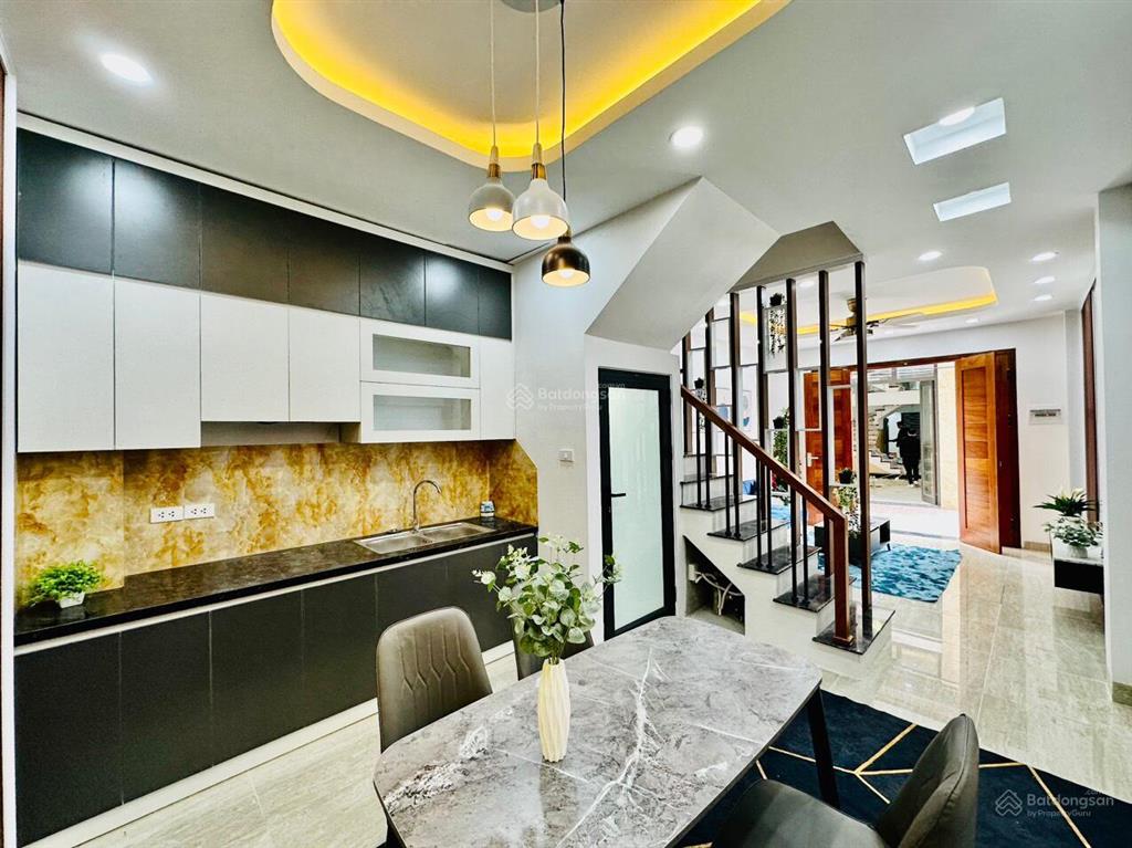 Bán nhà 3 tầng, 3 phòng ngủ, full nội thất  tt quang minh, mê linh, hà nội (3.8 tỷ)