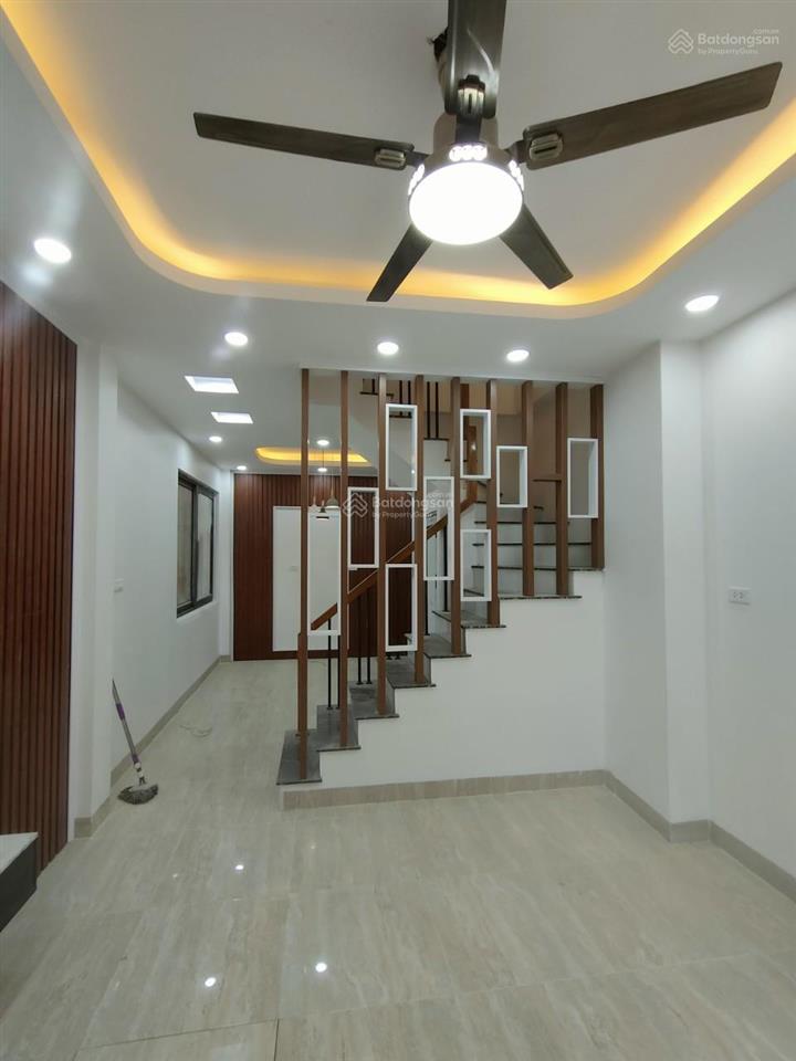 Bán nhà 3 tầng, 3 phòng ngủ, full nội thất  tt quang minh, mê linh, hà nội (3.8 tỷ)