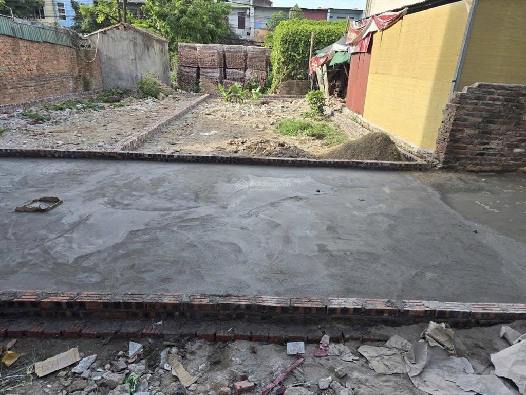 Đất đẹp 100% thổ cư  tổ 6, thôn gia trung, xã quang minh, hn lô 1 dt 50m2, mt5m (lô góc)