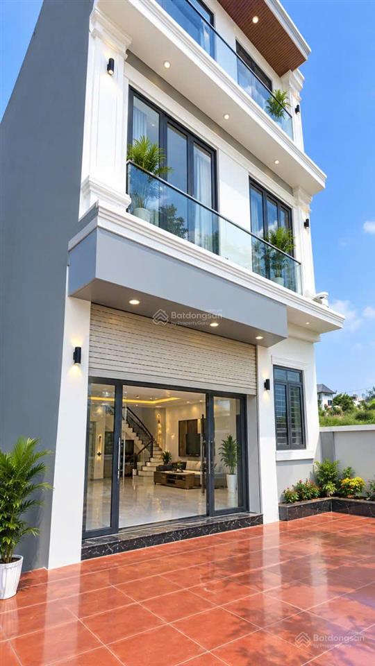 Bán nhà xã quang minh, hn, dt50m2, mặt tiền 5.9m, 3 tầng, 3 ngủ, ô tô đỗ cửa, ngõ thông (4.9 tỷ)