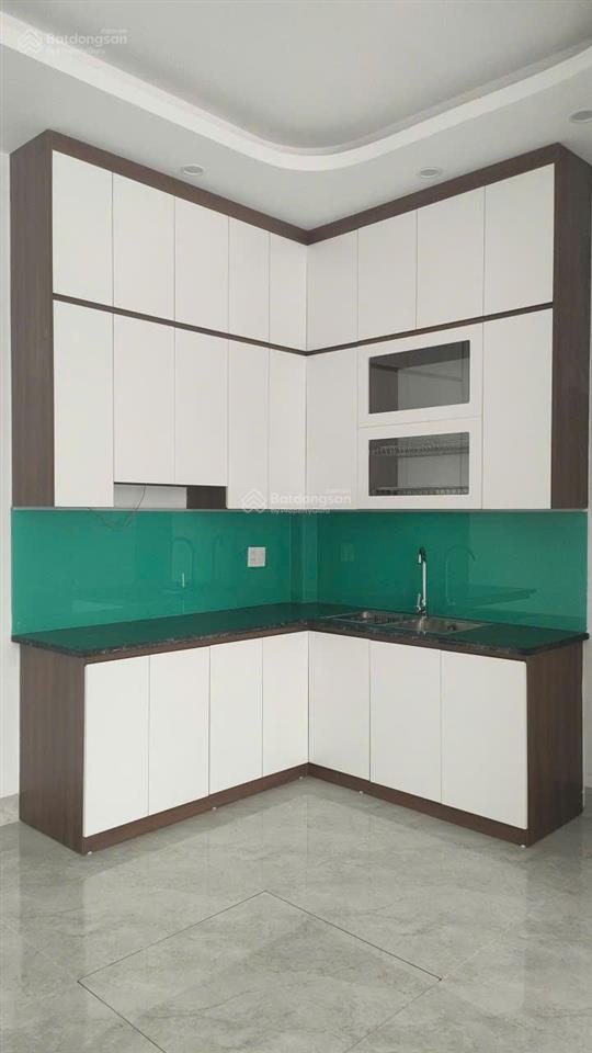 Bán nhà mới, dt 43m2, 2 mặt thoáng trước sau, mặt tiền 5m, 3 tầng, 3 ngủ, ô tô đến cửa (4.3 tỷ)
