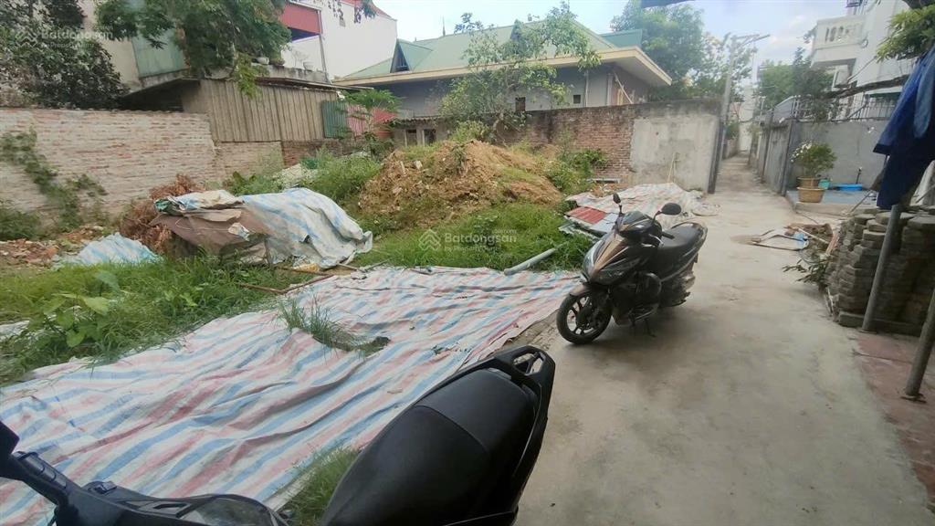56m2, lô góc  tổ 6, gia trung, xã quang minh, h. nội (2,9 tỷ)