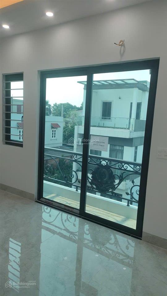 Bán nhà dt 52m2, mt 6m, 3 tầng, 3 ngủ, ô tô đến cửa  thôn ấp tre, xã quang minh, hà nội (4.9 tỷ)