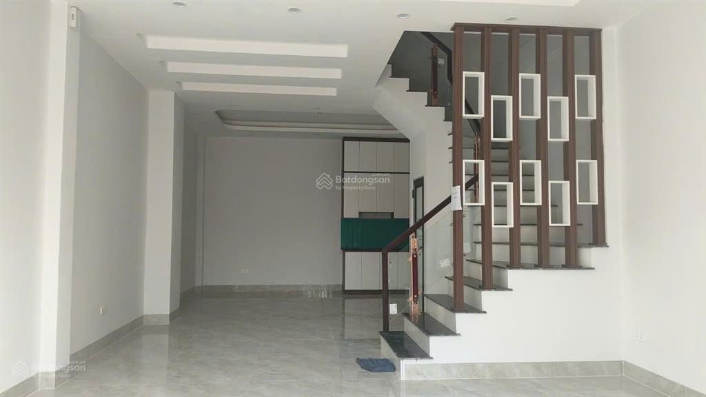 Bán nhà dt52m2, mặt tiền 5m, 4 tầng, 4p. ngủ, ô tô đỗ cửa  thôn ấp tre, xã quang minh, hn (5.7 tỷ)