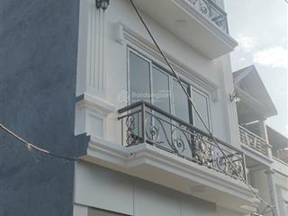 Bán nhà dt52m2, mặt tiền 5m, 4 tầng, 4p. ngủ, ô tô đỗ cửa  thôn ấp tre, xã quang minh, hn (5.7 tỷ)