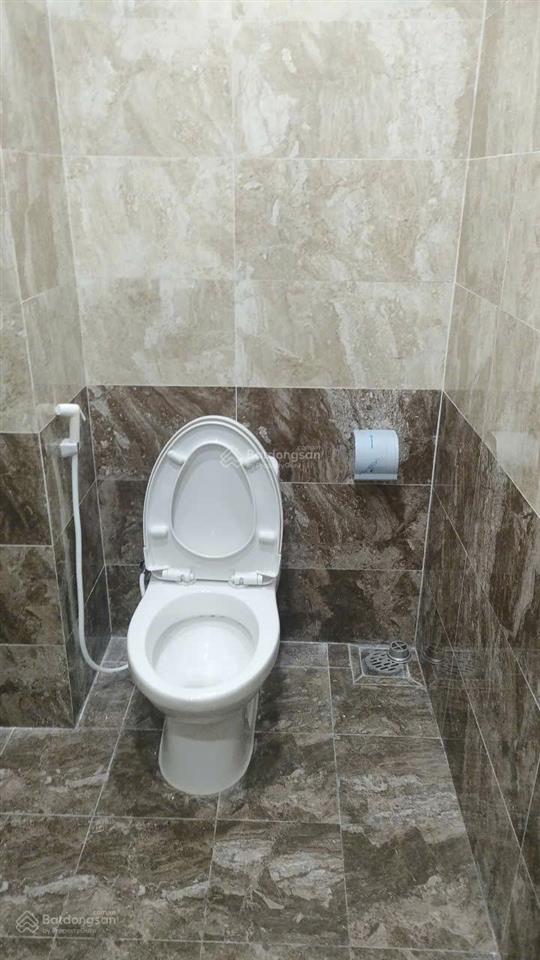 Bán nhà dt52m2, mặt tiền 5m, 4 tầng, 4p. ngủ, ô tô đỗ cửa  thôn ấp tre, xã quang minh, hn (5.7 tỷ)