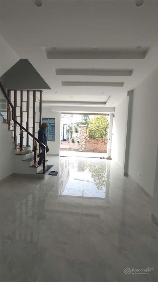 Bán nhà mới dt40m2, m. tiền 4m, 4 tầng, 4p ngủ, ô tô gần  thôn ấp tre, xã quang minh, hn(4.2 tỷ)