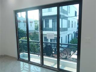 Bán nhà mới dt40m2, m. tiền 4m, 4 tầng, 4p ngủ, ô tô gần  thôn ấp tre, xã quang minh, hn(4.2 tỷ)