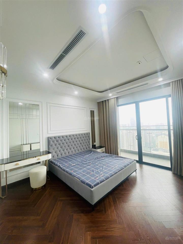 Chính chủ  cho thuê 4pn brg lê văn lương