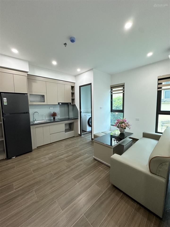 Cho thuê căn hộ vip 2 ngủ 1 khách mới tinh tại 106 hoàng quốc việt, nhà mới tinh, full nội thất.