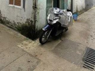 # Nhà Lô Góc kiệt rộng gần MT Điện Biên Phủ, 33m2, C4 cũ, 2.7 tỷ