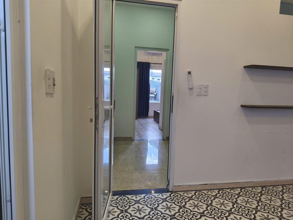 # Sập Hầm, Hoàng Diệu, 50m2 2 mặt thoáng, 3 tầng, 3PN khép kín, sân thượng, 3.xx tỷ