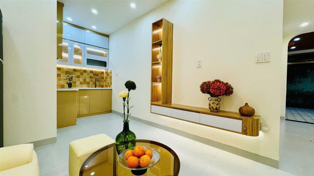 # K Trần Cao Vân, Bãi Đậu Ô tô, sát Trường Lê Thị Hồng Gấm, 40m2, 2 tầng ở ngay, 3.x tỷ