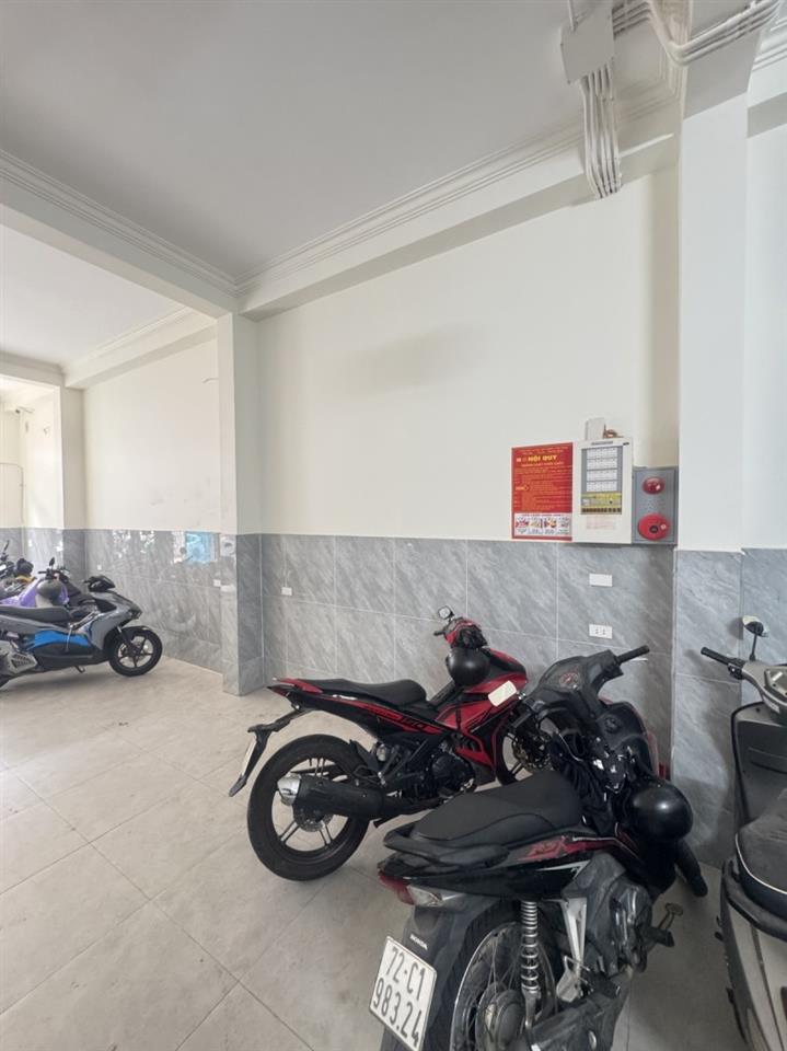 # Tòa Căn Hộ MT sát Phan Đăng Lưu, 171m2, ngang 9.5m, dòng tiền 120tr/th
