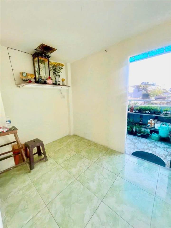 # 1 nhà ra Ô tô, gần Nguyễn Hoàng, 41m2, 4 tầng đúc, 4PN khép kín, sân thượng, 3.x tỷ