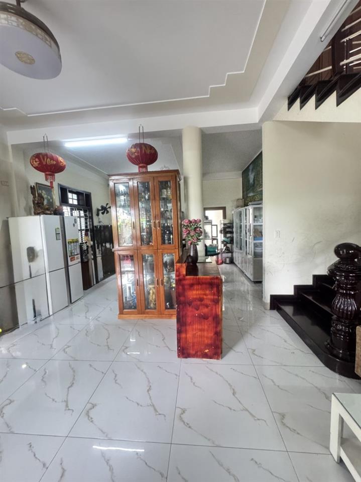 # Góc 2 Mặt Tiền, View Thăng Long, 241m2, ngang 15m, ~76tr/m2