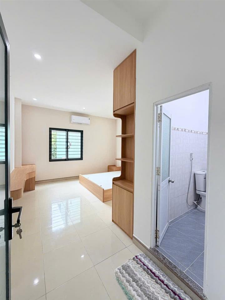 # Kiệt 3m thẳng thông Cù Chính Lan, 38m2, 3 tầng,3.x tỷ vừa