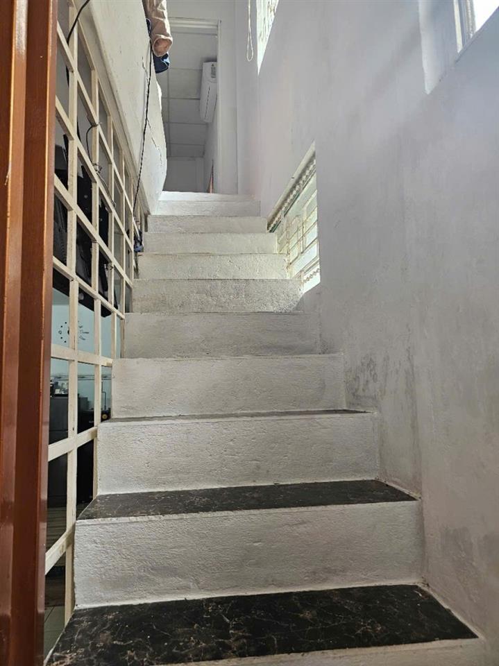 # Sát Mặt Tiền Hà Huy Tập, 43m2, gác lửng sạch 2.x tỷ