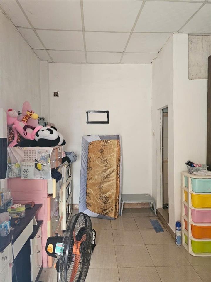 # Sát Mặt Tiền Hà Huy Tập, 43m2, gác lửng sạch 2.x tỷ