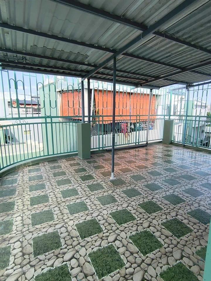# lô góc, hàn mặc tử, 3.5 tầng cứng, 3pn 3wc, ô tô đậu 20m, 2.6 tỷ