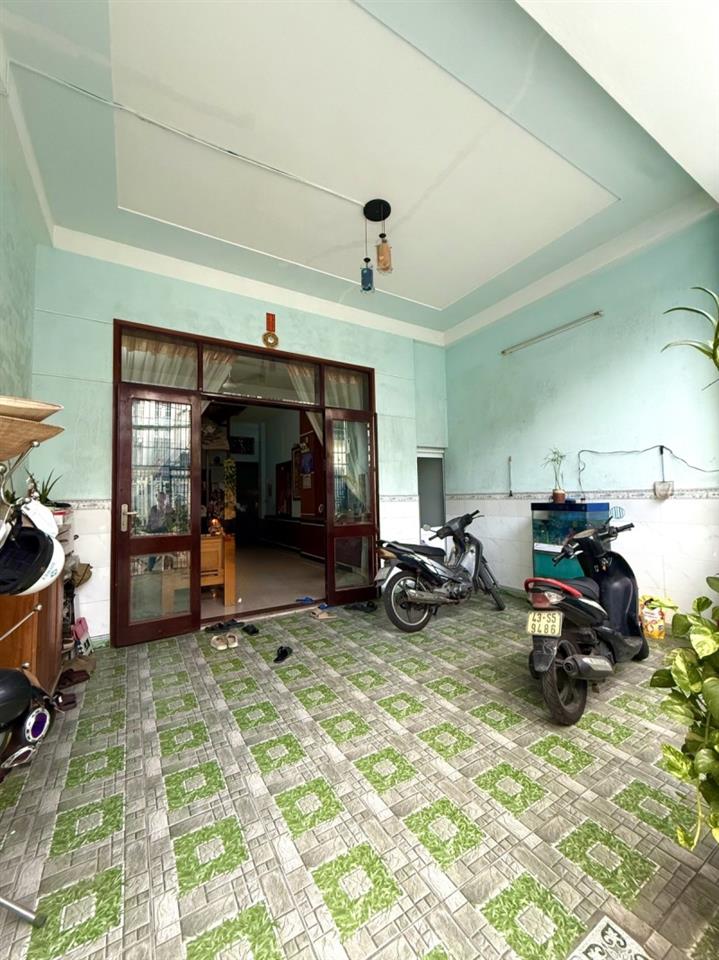 # Kiệt 5m Thái Thị Bôi, 112m2, 2 tầng đúc, sân Ô tô, 3PN, 5.x tỷ