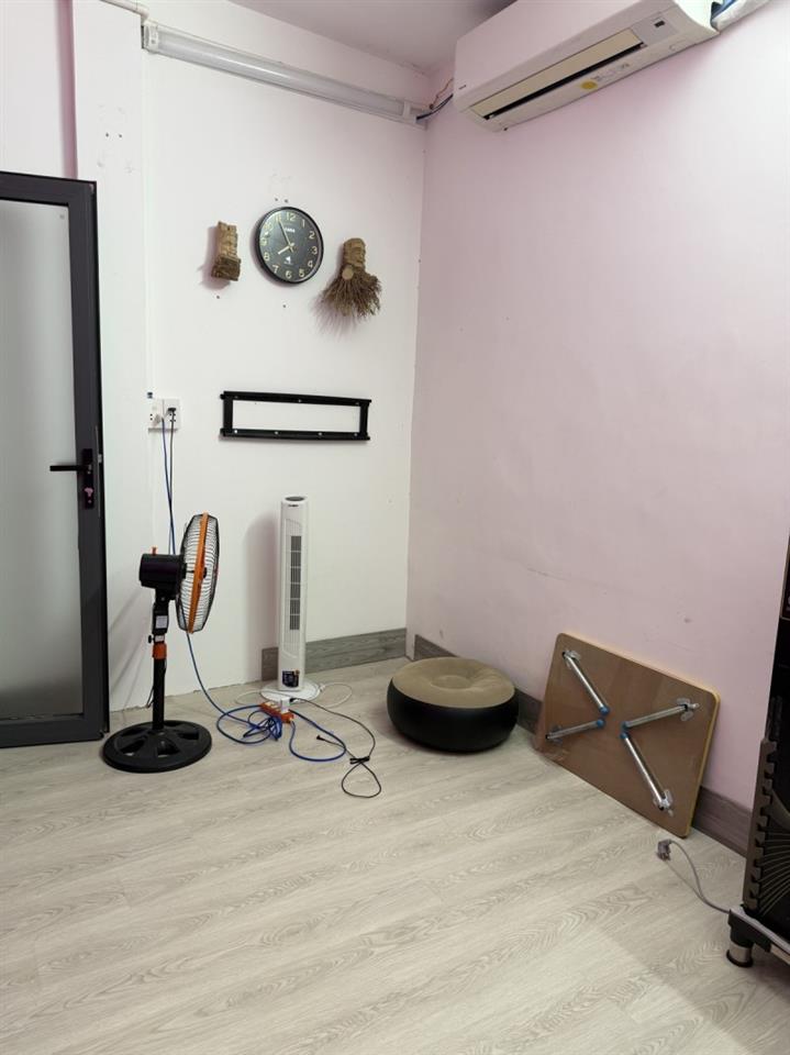 #  1.15 tỷ có nhà gần Chợ Hòa Cường, 87m2 sử dụng, sở hữu lâu dài, sổ đỏ, Ô tô đậu