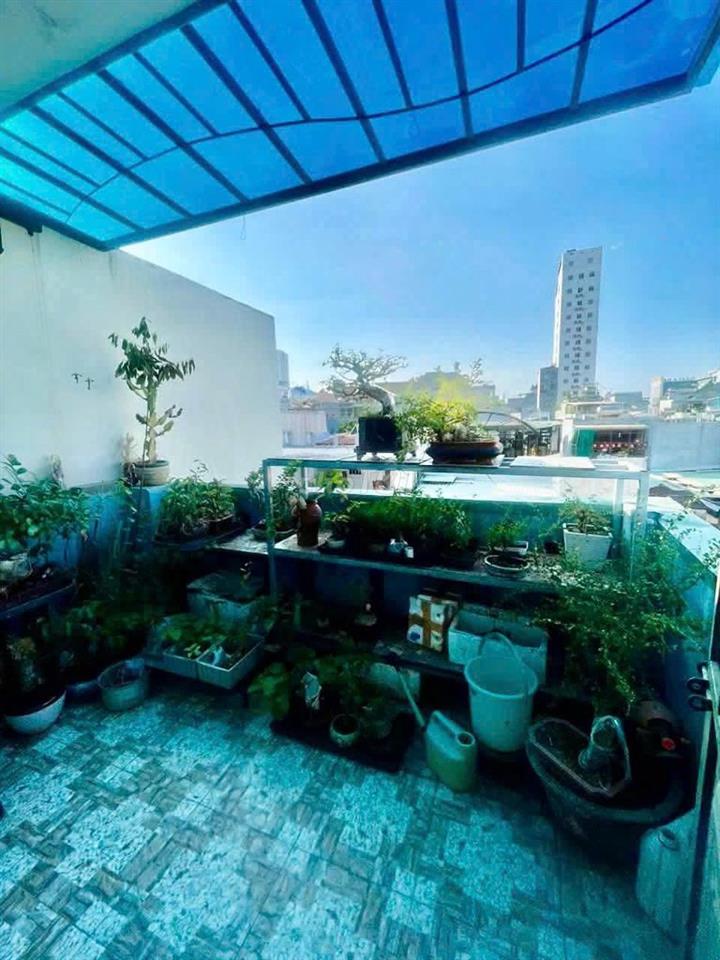 Sát K Ô tô gần MT Nguyễn Hoàng 4 tầng đúc 4PN khép kín 3.x tỷ