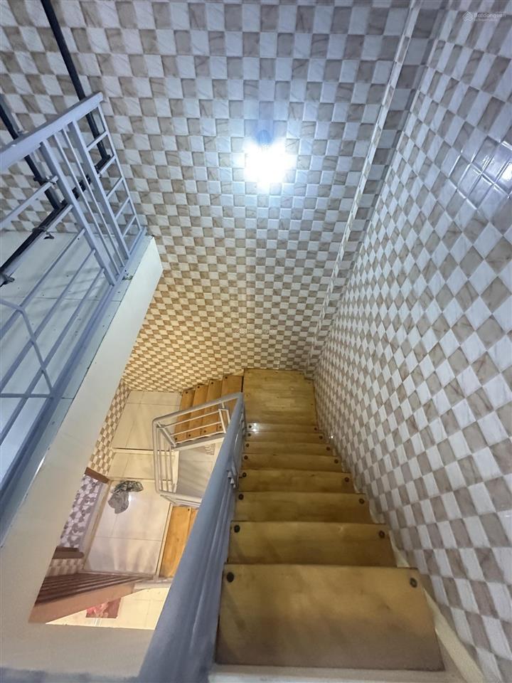 Bán nhà riêng 40m2, 4 tỷ, tại chiến lược, bình trị đông a, q.bình tân