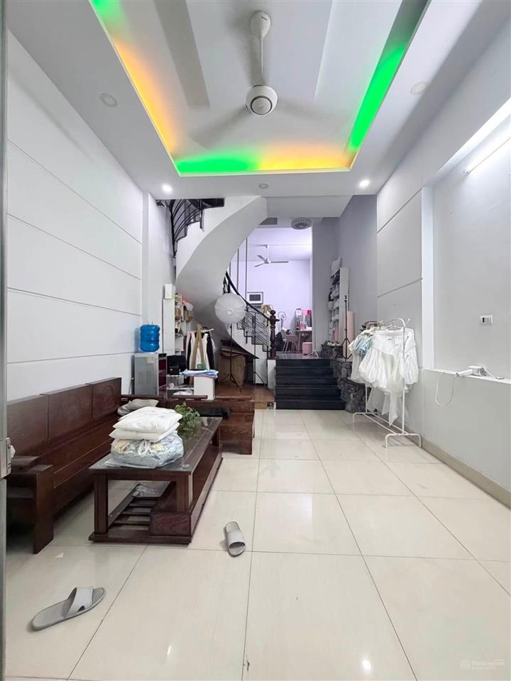 Bán nhà riêng giá siêu hời tại nguyễn hữu tiến, 5,5 tỷ, 56m2, 2pn, 2wc