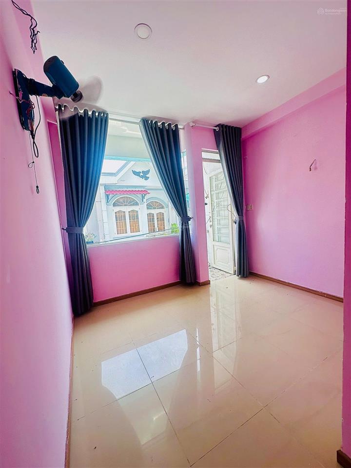 Nhà 3 tầng 3 pn 3 wc hẻm ô tô sát siêu thị aeon mall tân phú 3,980