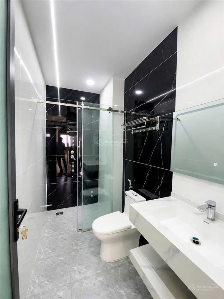 Nhà vị trí vip chỉ 7,9 tỷ nhà xây mới