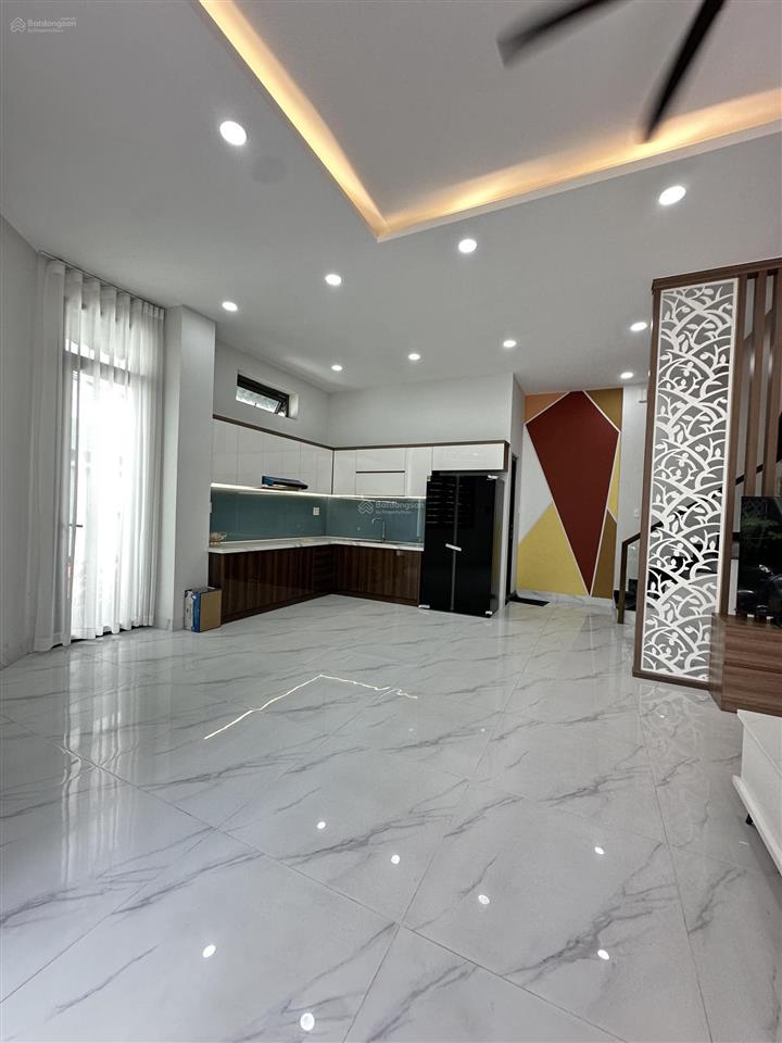 Bán nhà riêng tại liên khu 89, giá siêu hời 6,8 tỷ, 72 m2, 4pn + 5wc, bình tân