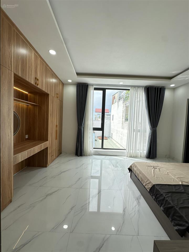 Bán nhà riêng tại liên khu 89, giá siêu hời 6,8 tỷ, 72 m2, 4pn + 5wc, bình tân